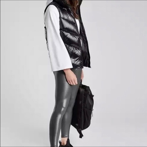 SOLD! Athleta Elation Ultra HighRise Tight Shimmer - Picture 6 of 16